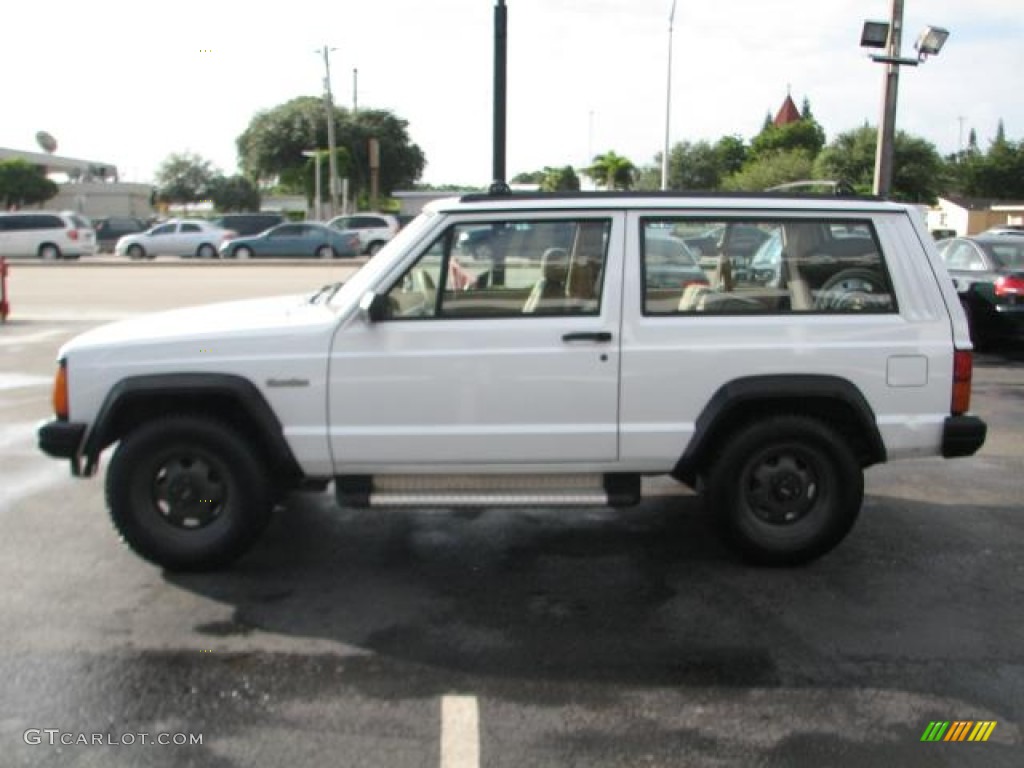 1993 Cherokee  - Bright White / Beige photo #6