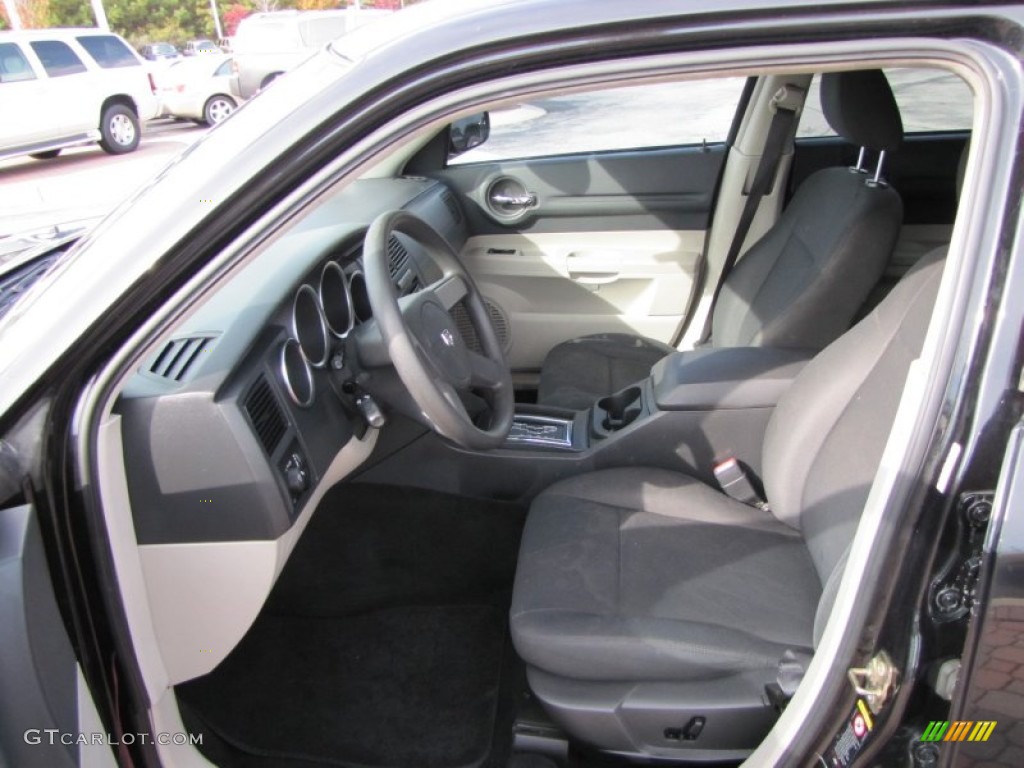 Dark Slate Gray/Light Graystone Interior 2005 Dodge Magnum SE Photo #56363047