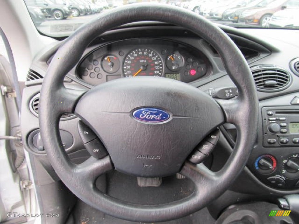 2002 Ford Focus SE Sedan Medium Graphite Steering Wheel Photo #56364487