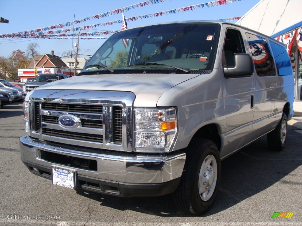 Dark Shadow Grey Metallic Ford E Series Van