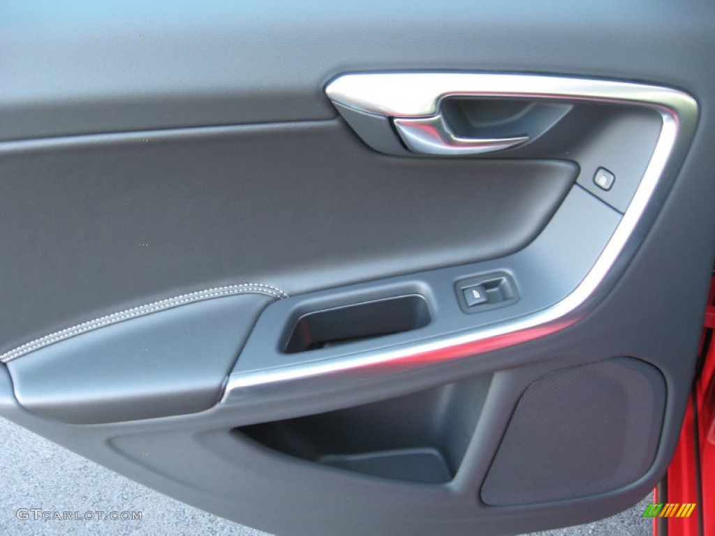 2012 Volvo S60 R-Design AWD Door Panel Photos