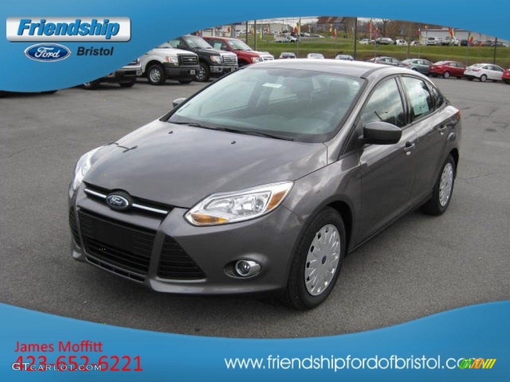 2012 Focus SE SFE Sedan - Sterling Grey Metallic / Charcoal Black photo #2