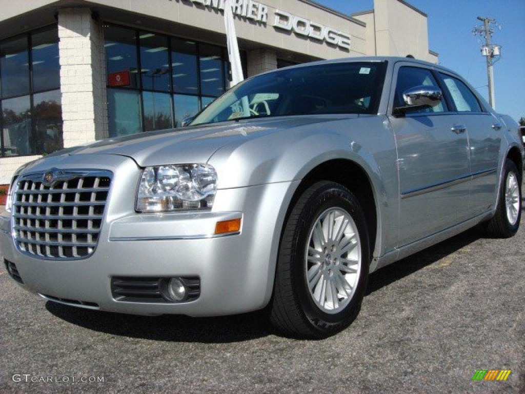 2010 300 Touring - Bright Silver Metallic / Dark Slate Gray photo #1