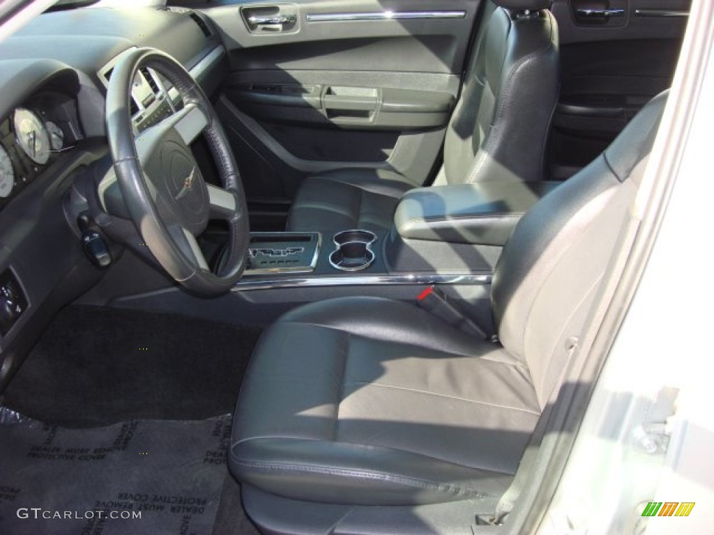 2010 300 Touring - Bright Silver Metallic / Dark Slate Gray photo #9