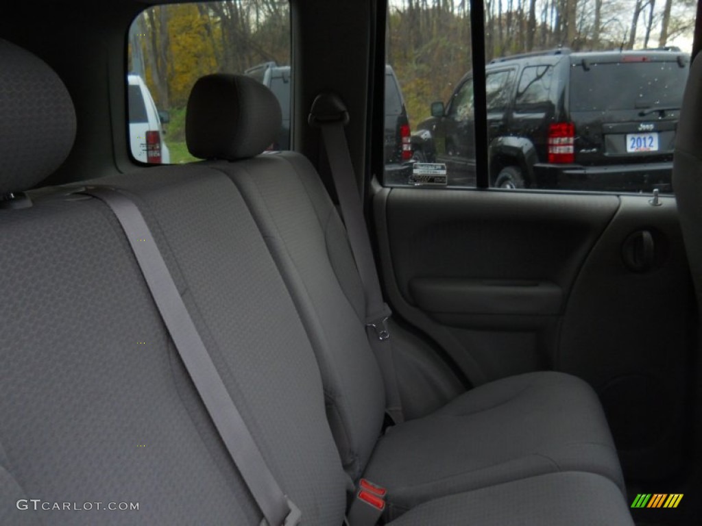 2002 Liberty Sport 4x4 - Patriot Blue Pearlcoat / Taupe photo #8