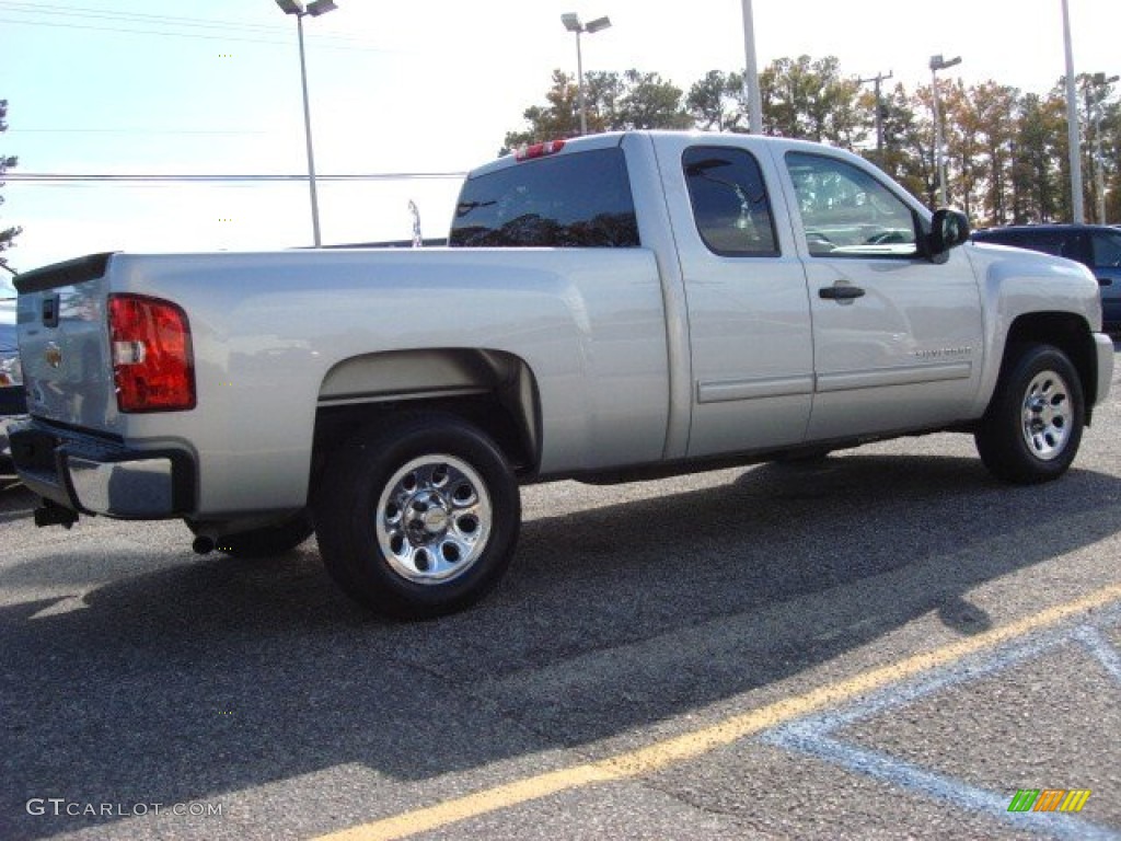 2011 Silverado 1500 LS Extended Cab - Sheer Silver Metallic / Dark Titanium photo #4