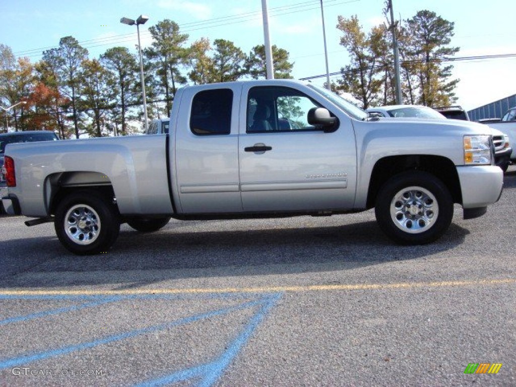 2011 Silverado 1500 LS Extended Cab - Sheer Silver Metallic / Dark Titanium photo #5