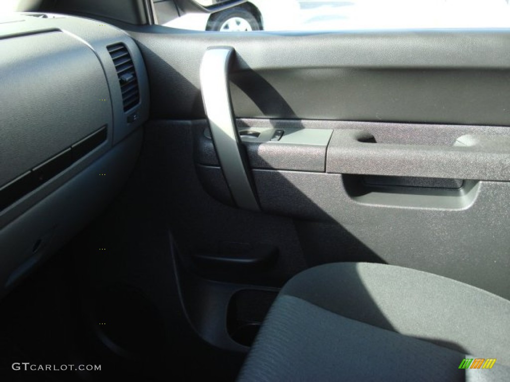 2011 Silverado 1500 LS Extended Cab - Sheer Silver Metallic / Dark Titanium photo #16