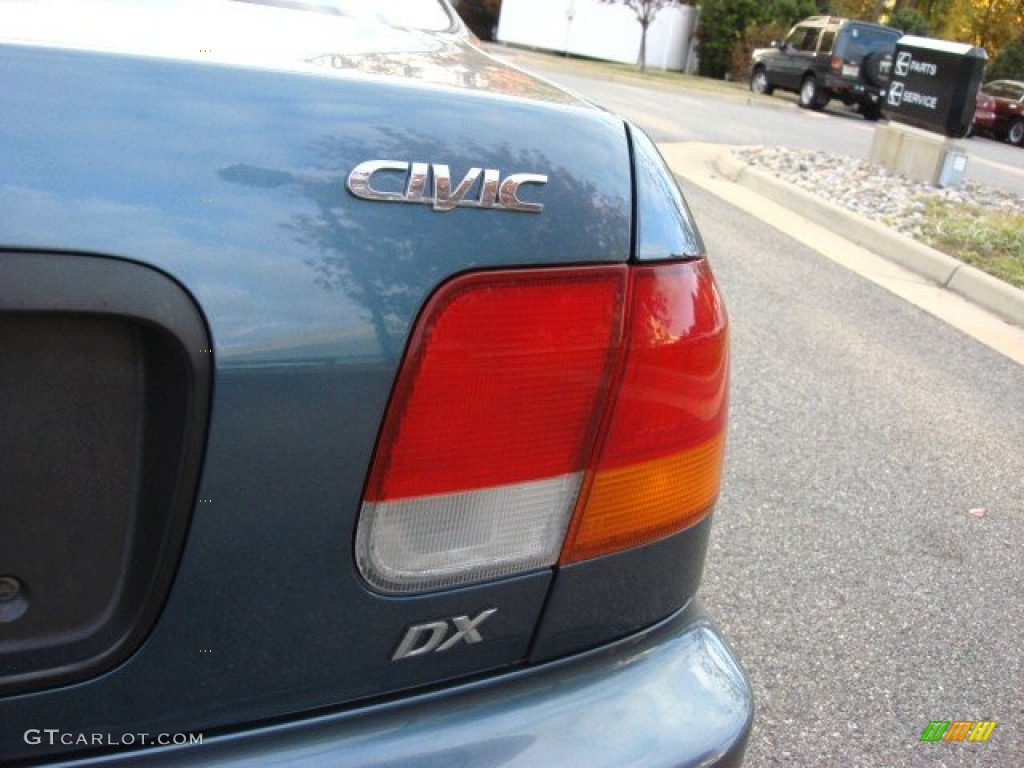 1998 Civic DX Sedan - Cyclone Blue Metallic / Gray photo #20