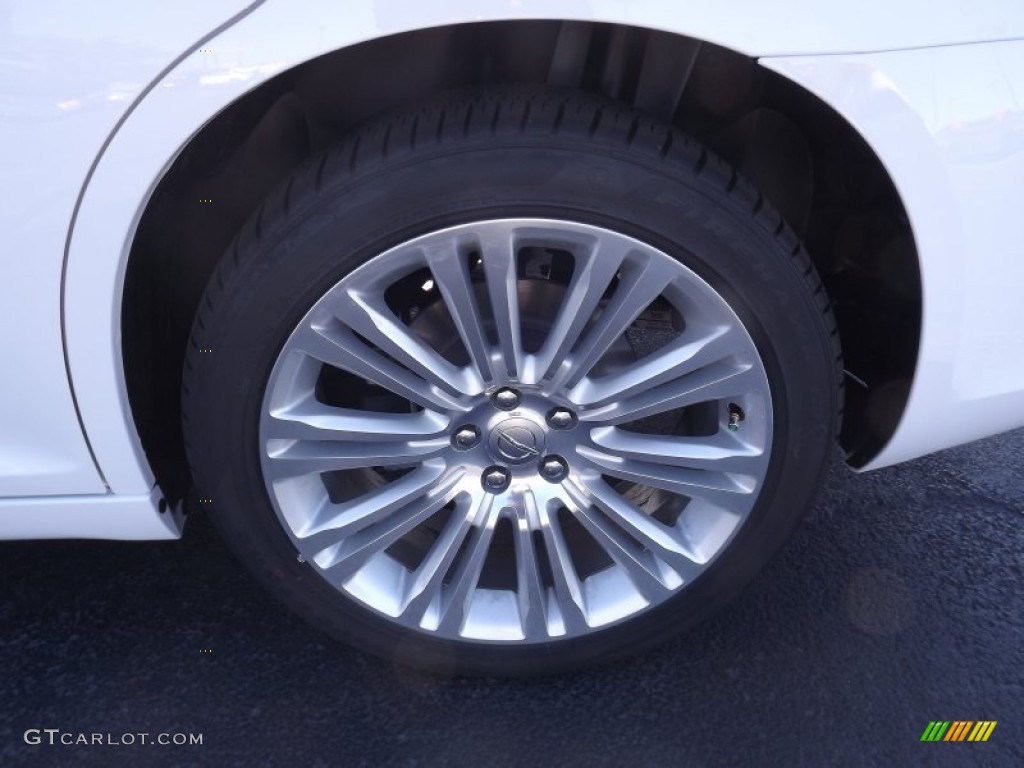 2012 Chrysler 300 Limited Wheel Photo #56374840