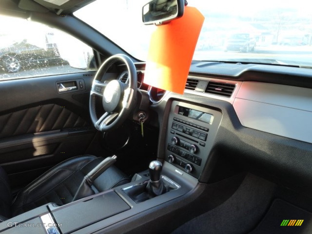 2011 Mustang V6 Premium Convertible - Sterling Gray Metallic / Charcoal Black photo #17