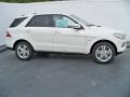 Arctic White - ML 350 4Matic Photo No. 2