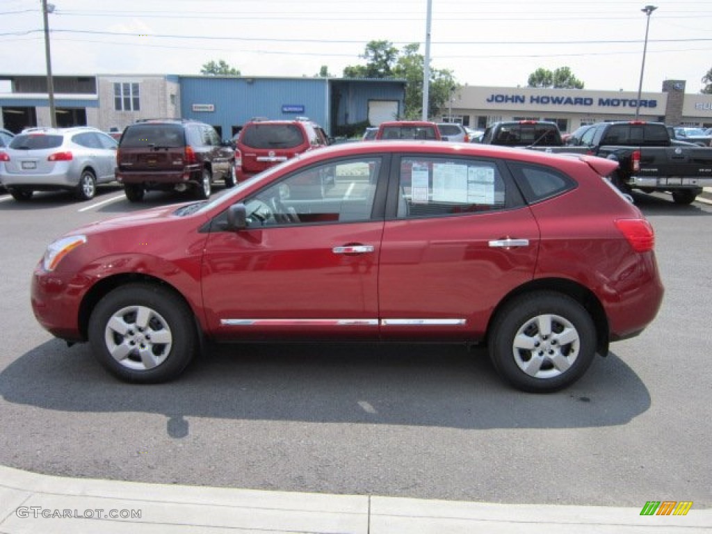 2011 Rogue S AWD - Cayenne Red / Black photo #4