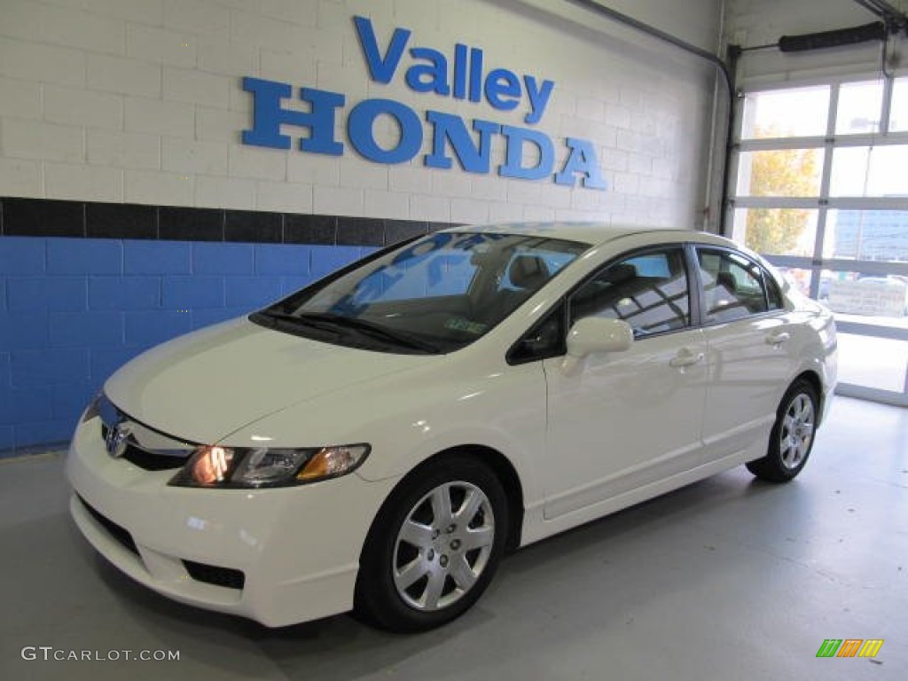 Taffeta White Honda Civic