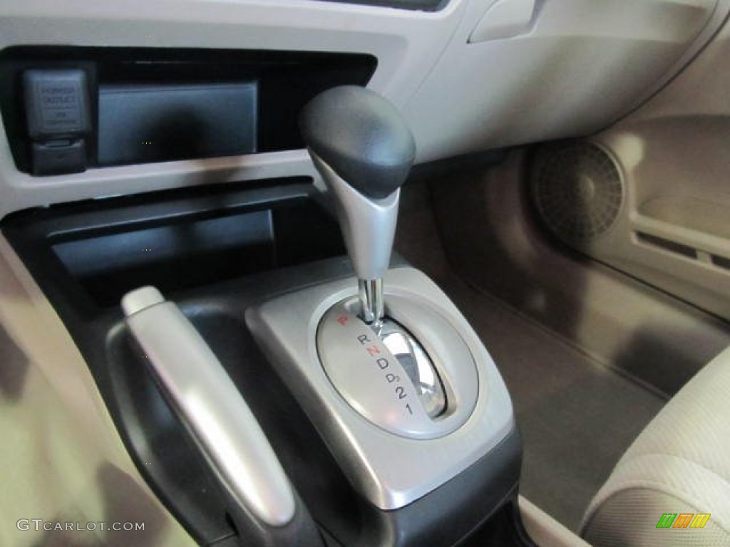 2009 Civic LX Sedan - Taffeta White / Gray photo #12