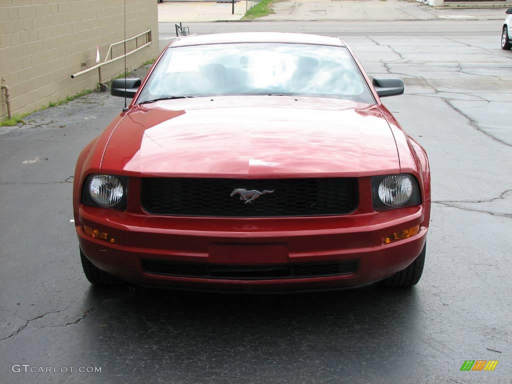 2008 Mustang V6 Deluxe Coupe - Dark Candy Apple Red / Light Graphite photo #3