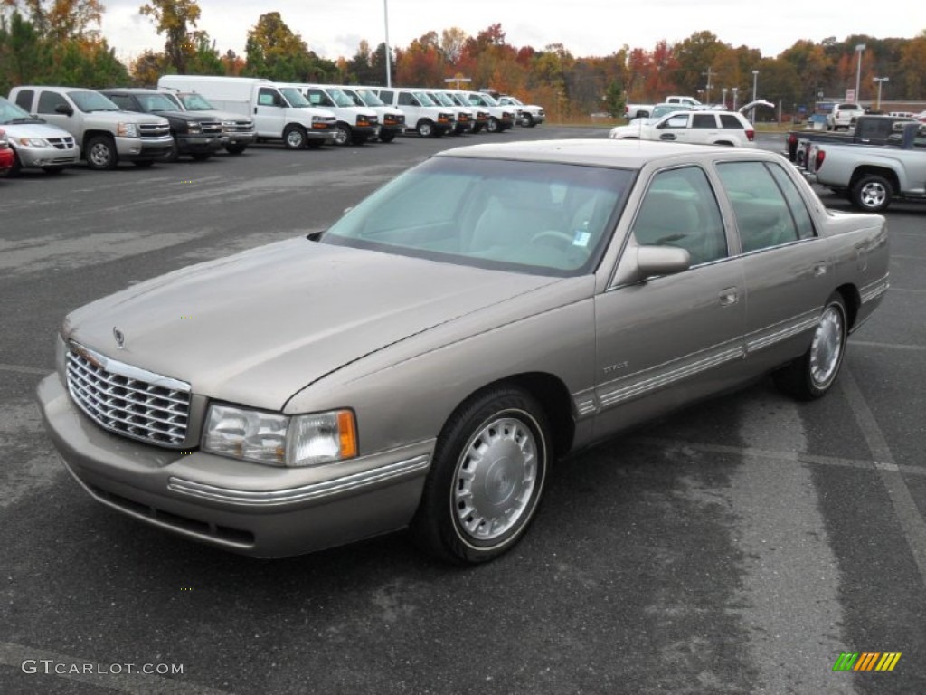 1999 DeVille Sedan - Moonstone / Neutral Shale photo #1