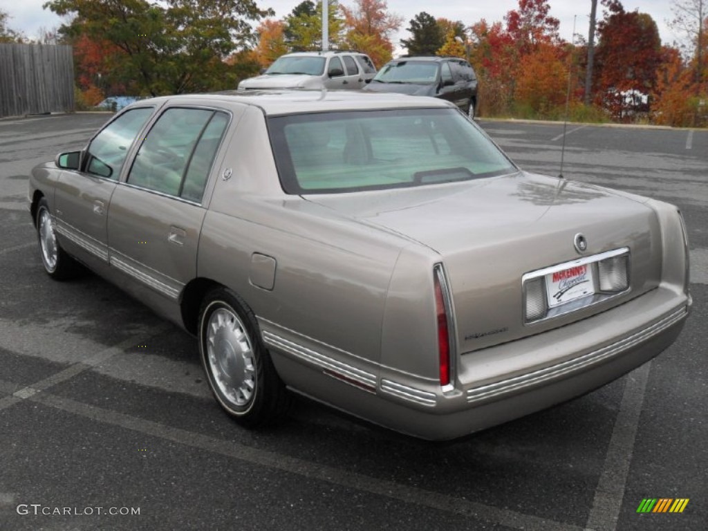 1999 DeVille Sedan - Moonstone / Neutral Shale photo #2