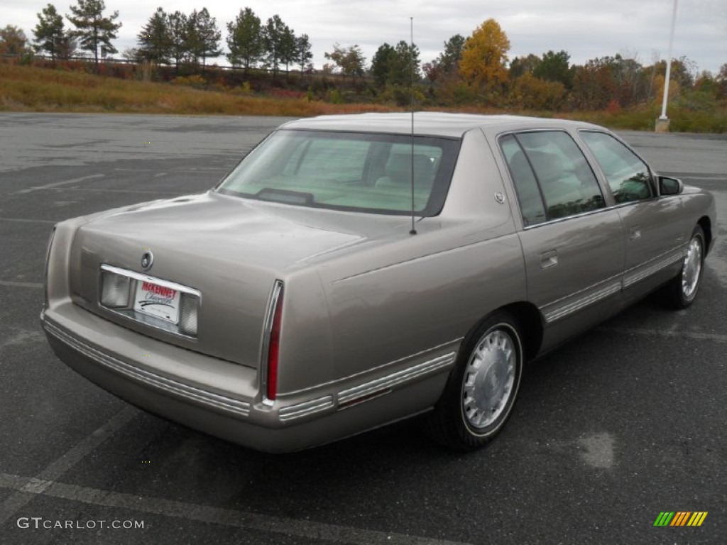 1999 DeVille Sedan - Moonstone / Neutral Shale photo #4