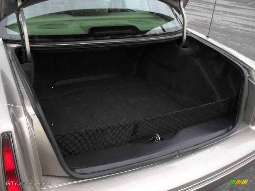 1999 DeVille Sedan - Moonstone / Neutral Shale photo #14