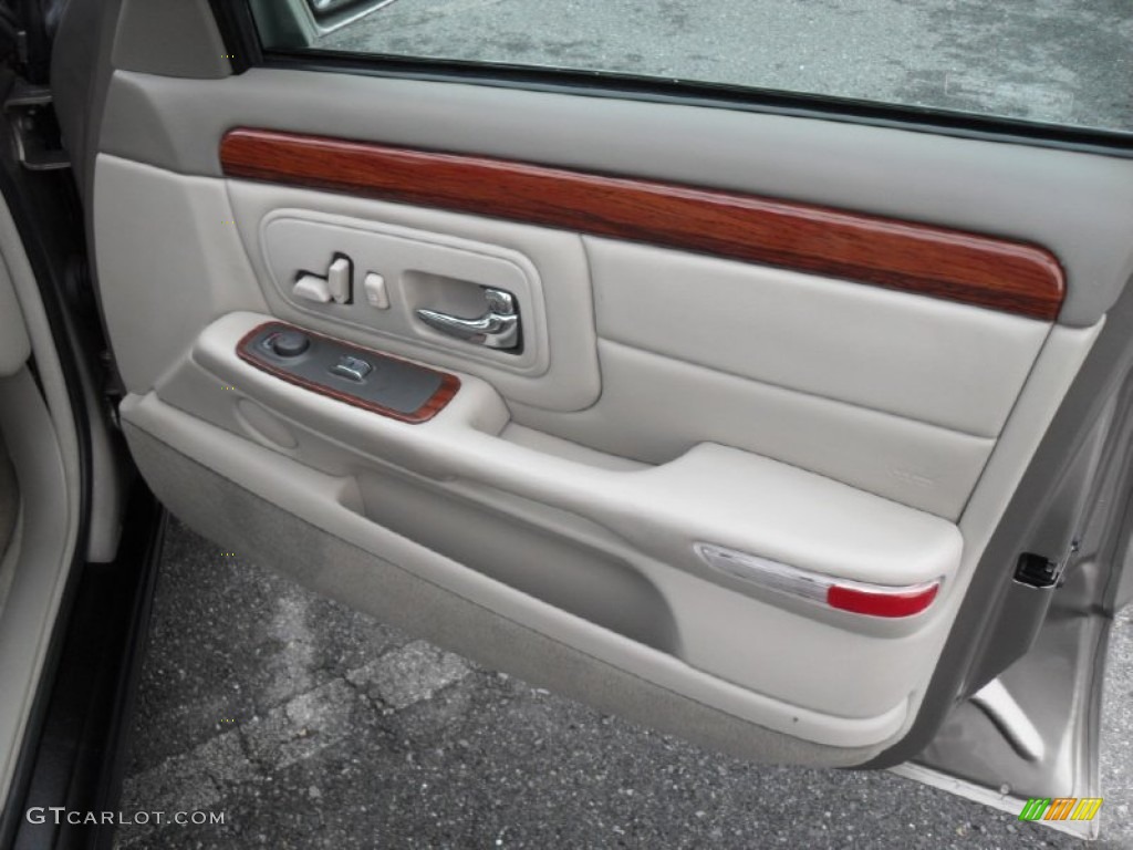 1999 DeVille Sedan - Moonstone / Neutral Shale photo #18