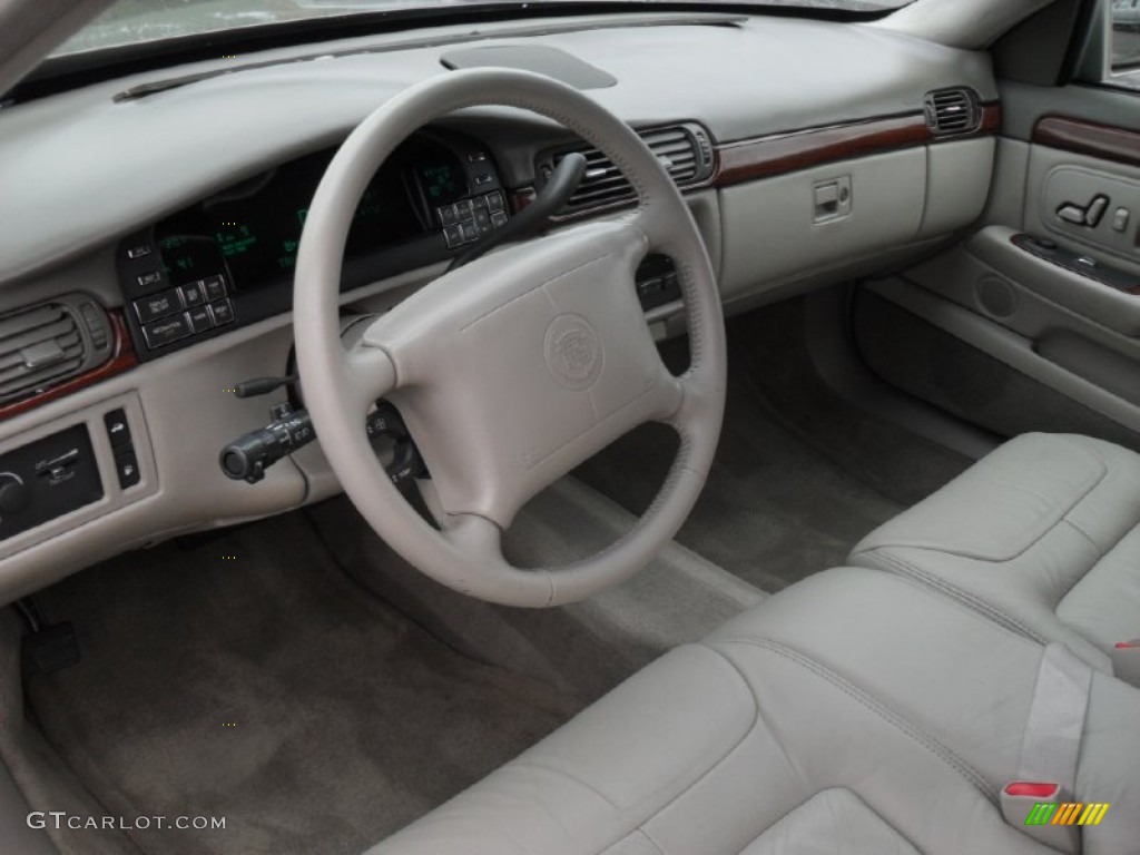 1999 DeVille Sedan - Moonstone / Neutral Shale photo #22