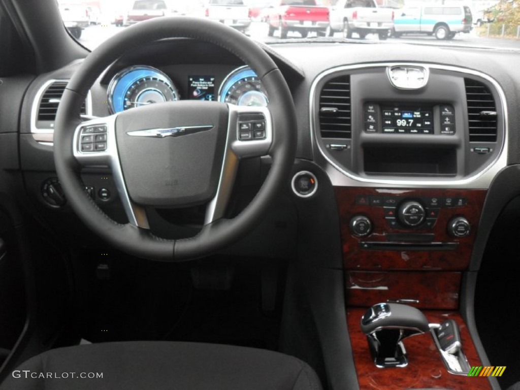 2012 Chrysler 300 Standard 300 Model Black Dashboard Photo #56385037