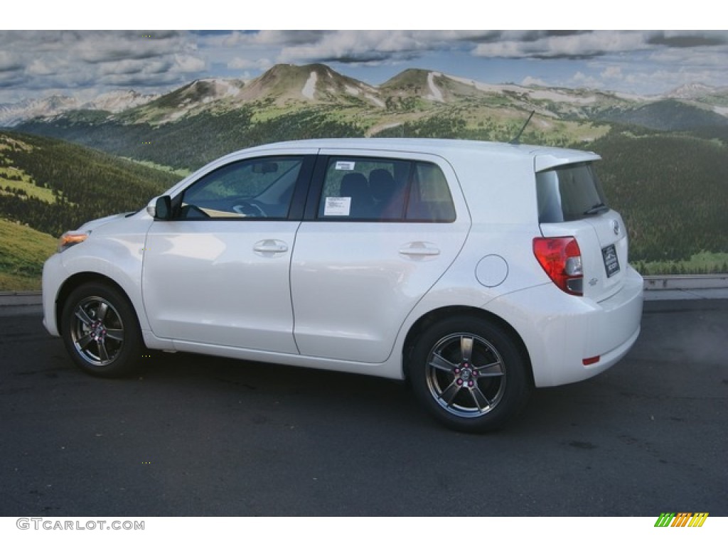 RS Blizzard Pearl 2012 Scion xD Release Series 4.0 Exterior Photo #56388166