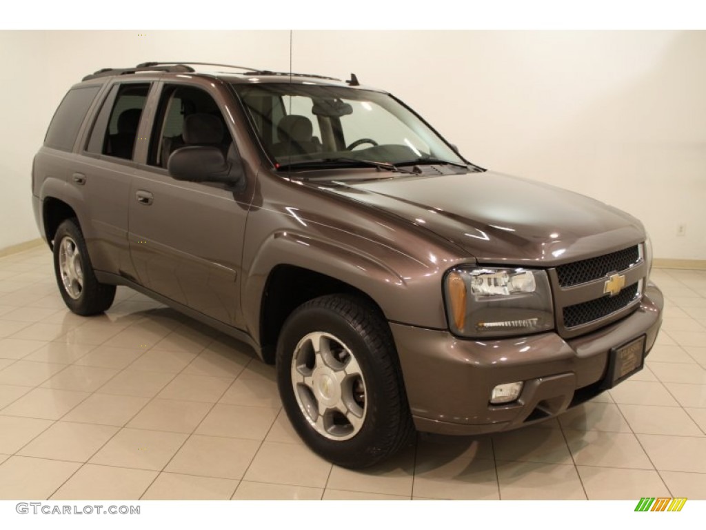 Desert Brown Metallic Chevrolet TrailBlazer