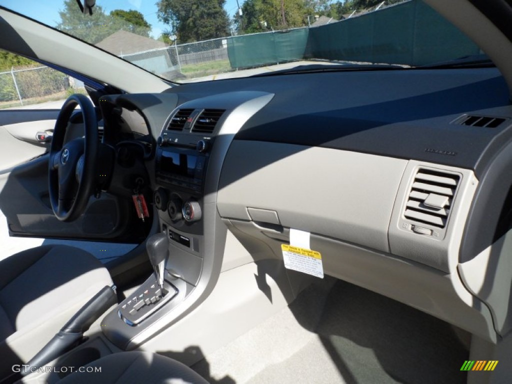 2011 Corolla LE - Nautical Blue Metallic / Bisque photo #19