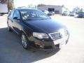 Deep Black - Passat Lux Sedan Photo No. 3