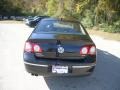 Deep Black - Passat Lux Sedan Photo No. 6