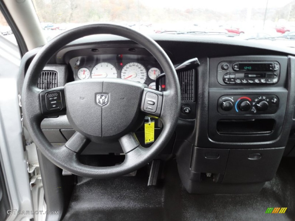 2005 Ram 1500 SLT Quad Cab - Bright Silver Metallic / Dark Slate Gray photo #11