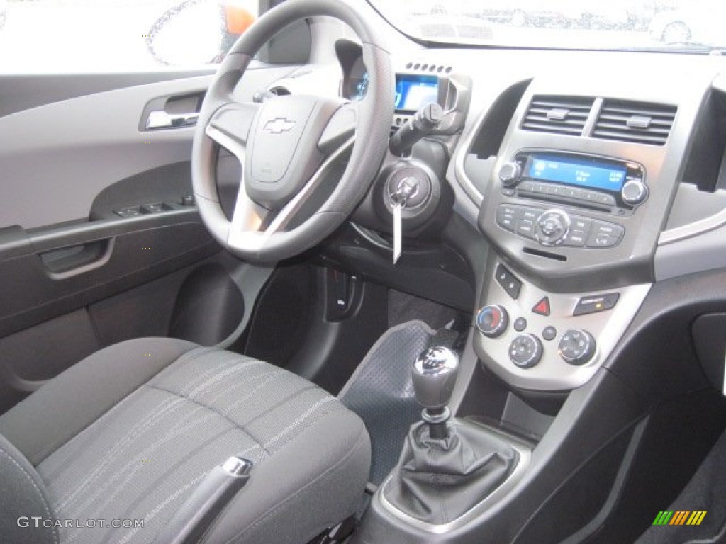 2012 Chevrolet Sonic LT Hatch Jet Black/Dark Titanium Dashboard Photo #56395384