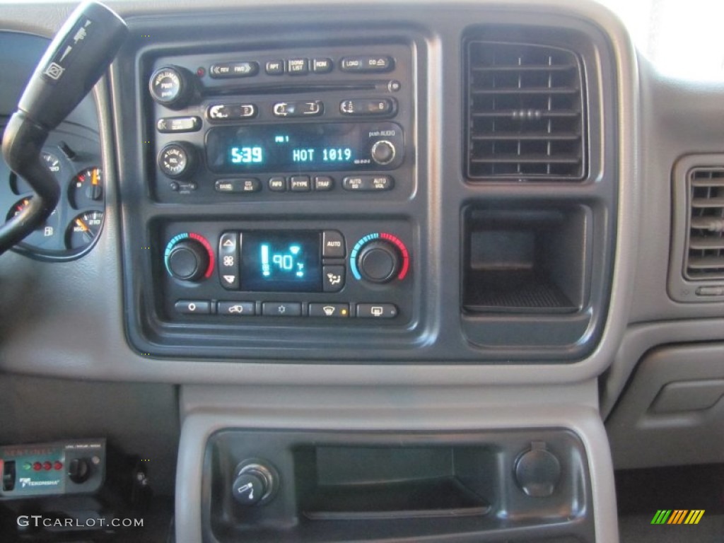 2004 Silverado 3500HD LT Crew Cab 4x4 - Silver Birch Metallic / Tan photo #15