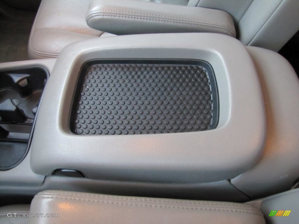 2004 Silverado 3500HD LT Crew Cab 4x4 - Silver Birch Metallic / Tan photo #18