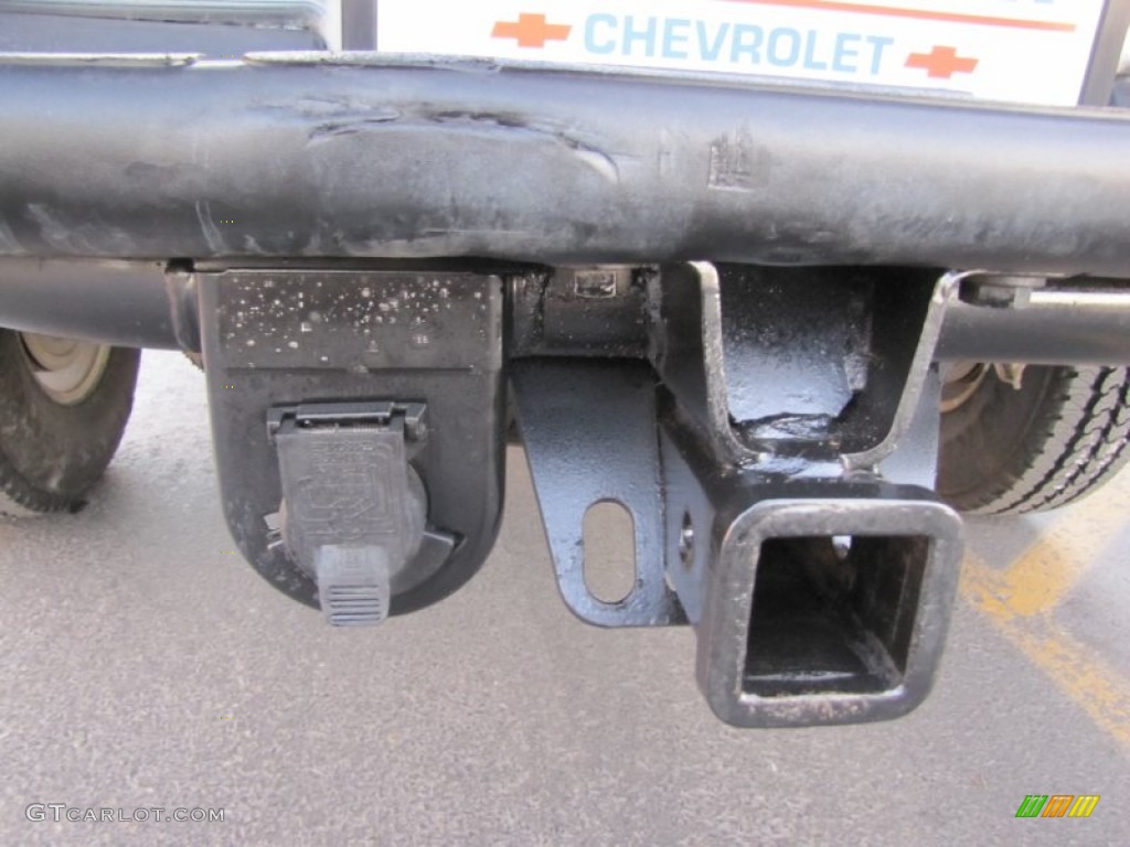 2004 Silverado 3500HD LT Crew Cab 4x4 - Silver Birch Metallic / Tan photo #25