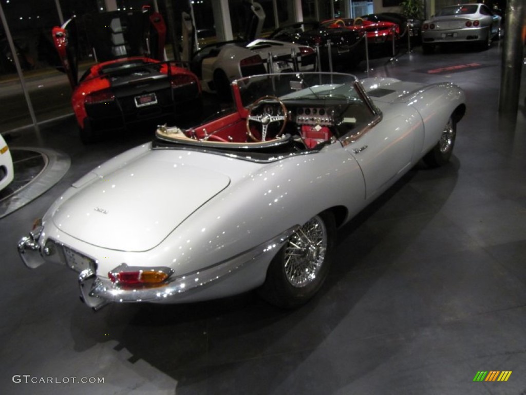 Silver 1962 Jaguar E-Type XKE 3.8 Roadster Exterior Photo #56397058