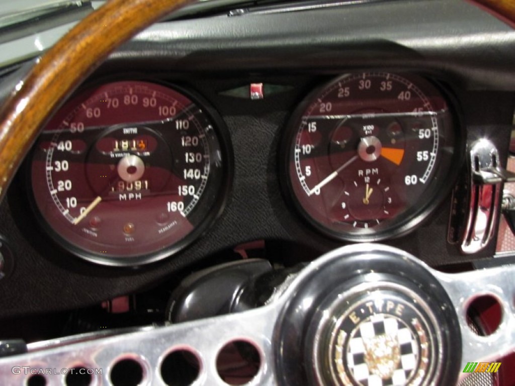 1962 Jaguar E-Type XKE 3.8 Roadster Gauges Photo #56397109