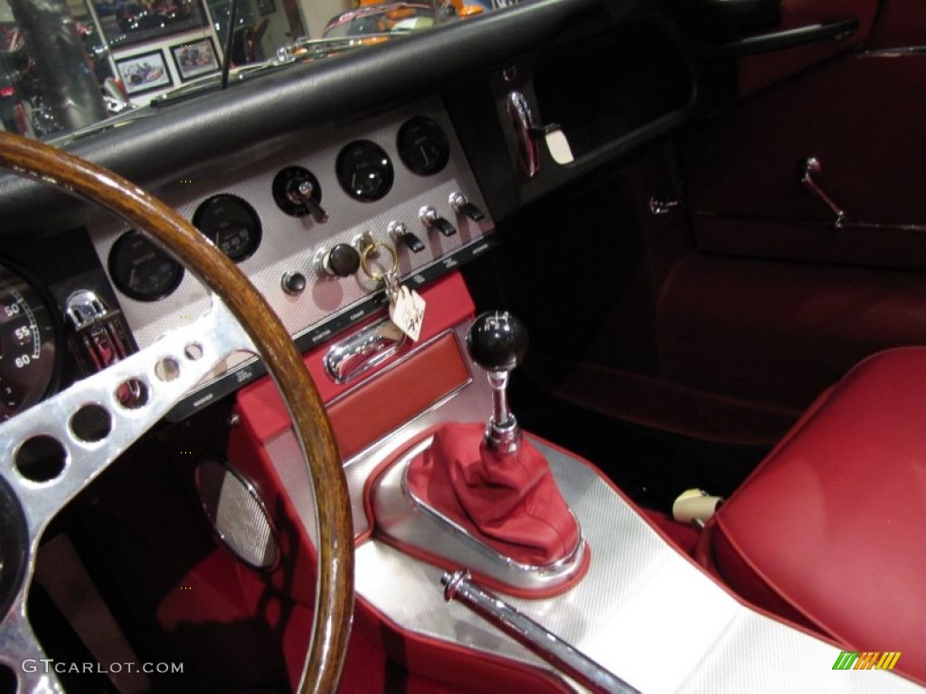 1962 Jaguar E-Type XKE 3.8 Roadster 4 Speed Manual Transmission Photo #56397115
