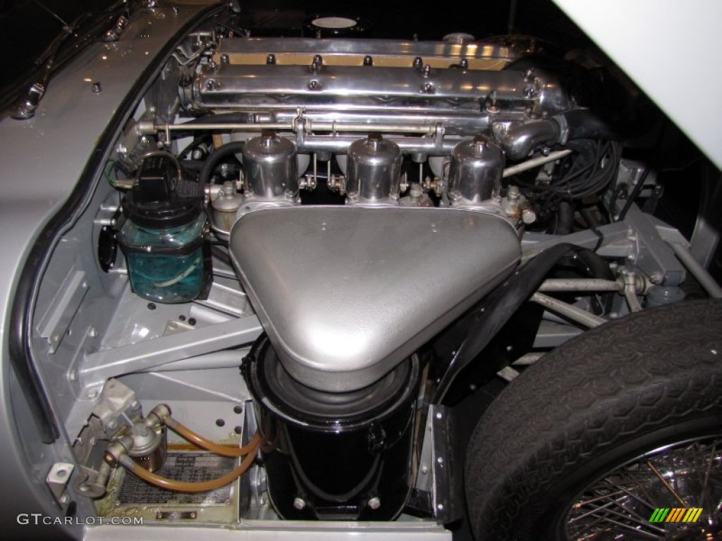 1962 Jaguar E-Type XKE 3.8 Roadster 3.8 Liter DOHC 12-Valve XK Inline 6 Cylinder Engine Photo #56397145