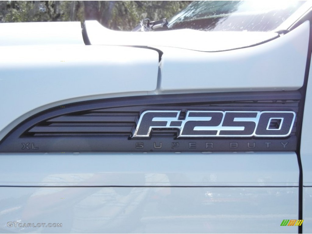 2012 Ford F250 Super Duty XL Crew Cab Marks and Logos Photo #56400231