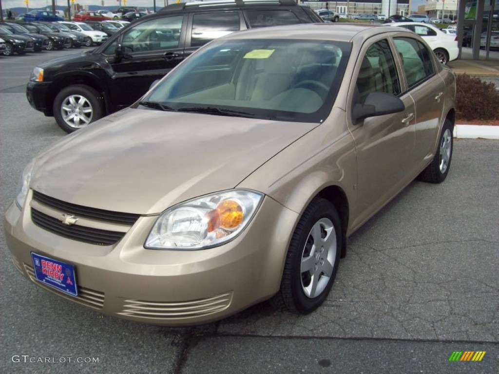 Sandstone Metallic Chevrolet Cobalt