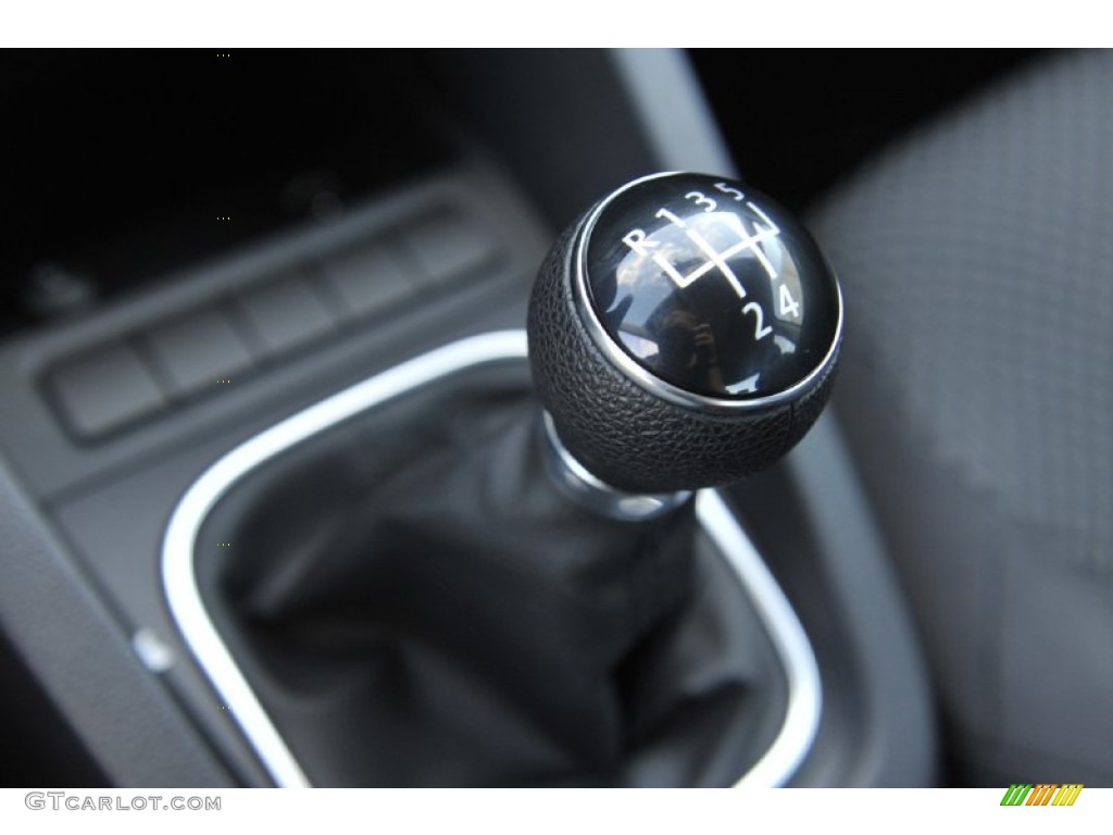 2012 Volkswagen Jetta S Sedan 5 Speed Manual Transmission Photo #56403909