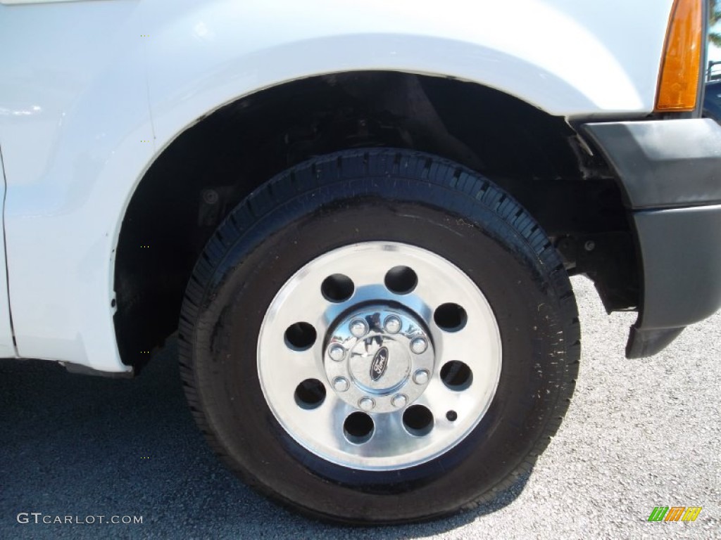 2005 Ford F250 Super Duty XL Crew Cab Wheel Photo #56404645