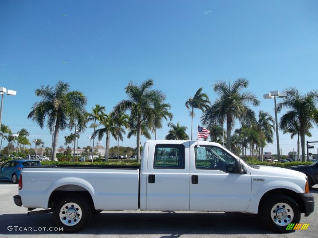 Oxford White 2005 Ford F250 Super Duty XL Crew Cab Exterior Photo #56404667