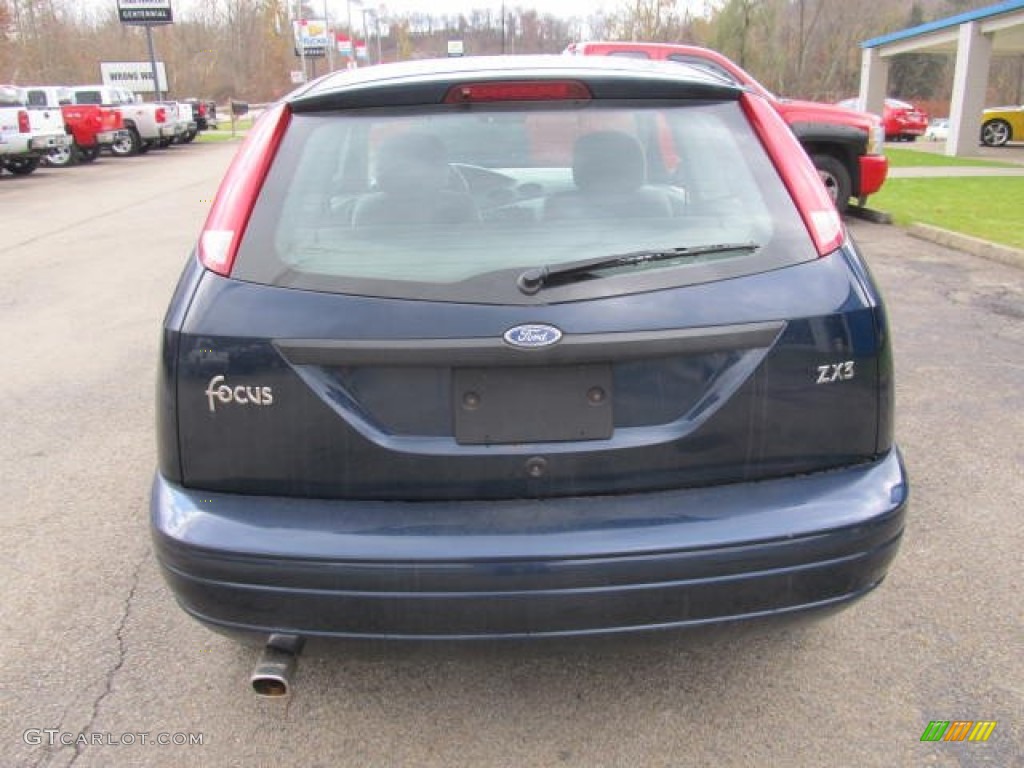 2001 Focus ZX3 Coupe - Twilight Blue Metallic / Medium Graphite Grey photo #3