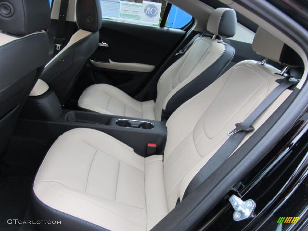 Light Neutral/Dark Accents Interior 2012 Chevrolet Volt Hatchback Photo #56406013