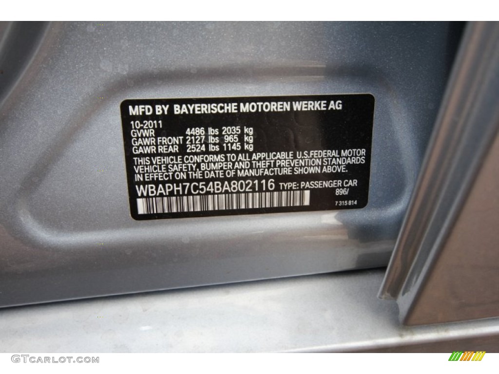 2011 3 Series 328i Sedan - Blue Water Metallic / Oyster/Black Dakota Leather photo #3