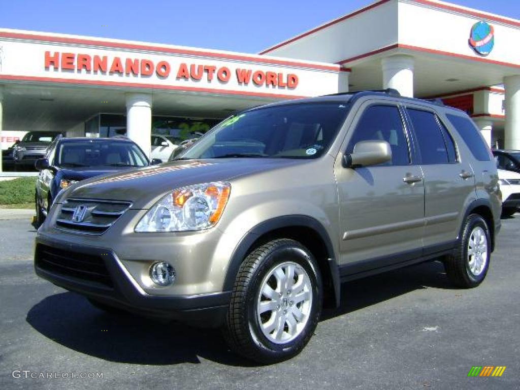 2005 CR-V Special Edition 4WD - Sahara Sand Metallic / Ivory photo #1